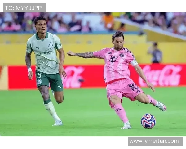 利雅得新月强势迎战对手 挑战赛季关键战役再掀高潮