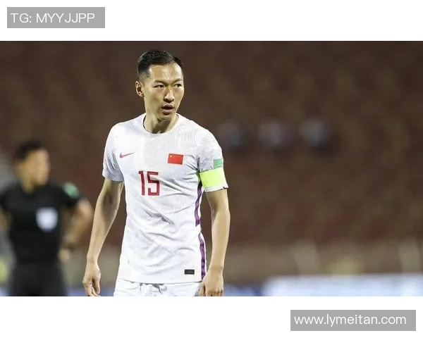 吴曦率队展现中场核心风采带领球队在赛场攻防两端全面提升