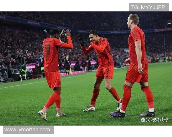 拜仁慕尼黑迎战劲敌，豪强对决掀起激烈赛季争夺战